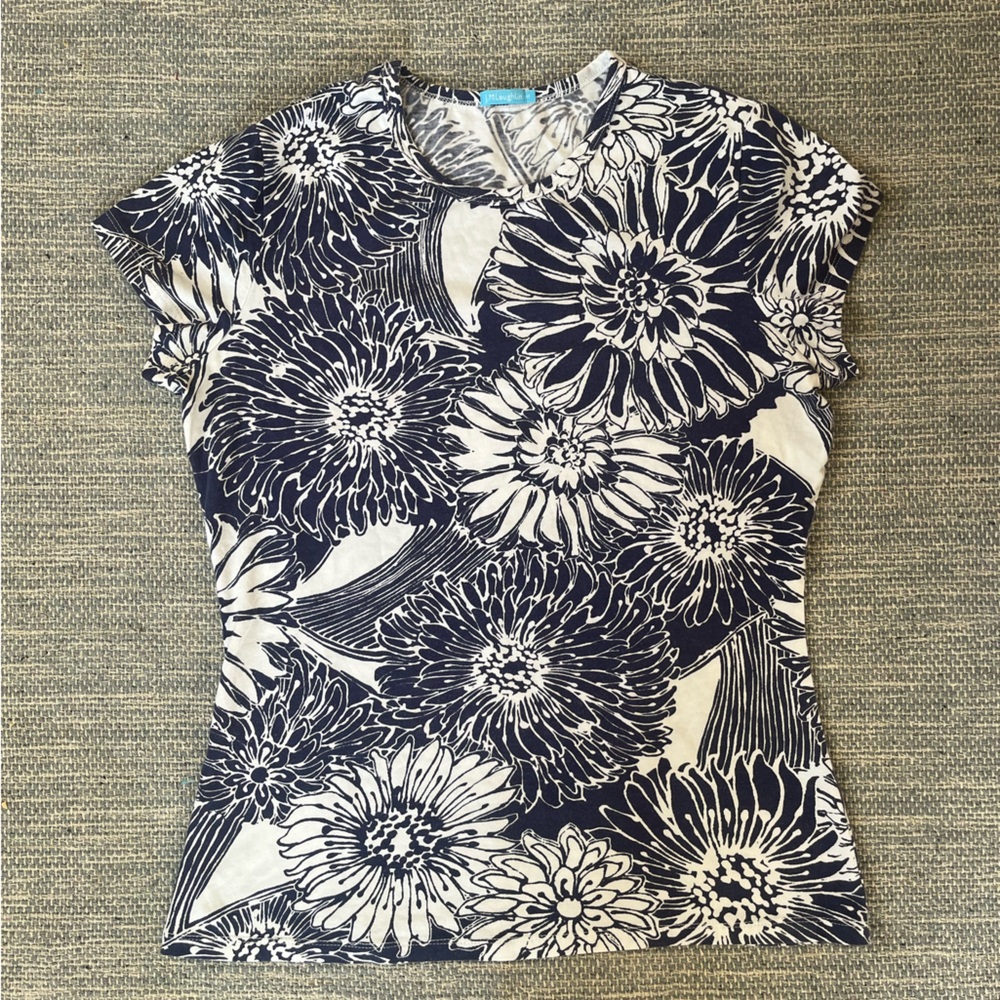 J. McLaughlin Navy and White Floral Short Sleeve Top Medium